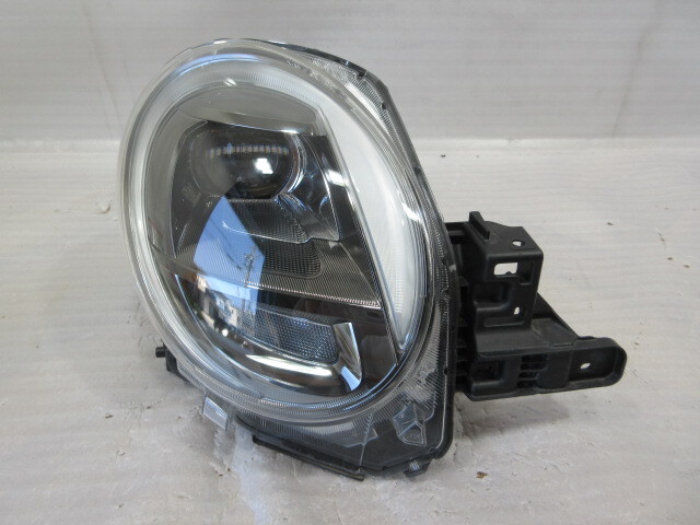 良品 ダイハツ キャスト スポーツ LA250S 純正 LED 右 ヘッドライト拍卖