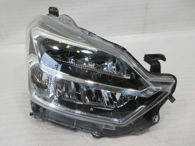 ダイハツ ミライース LA350S/LA360S 純正 LED 右 ヘッドライト拍卖