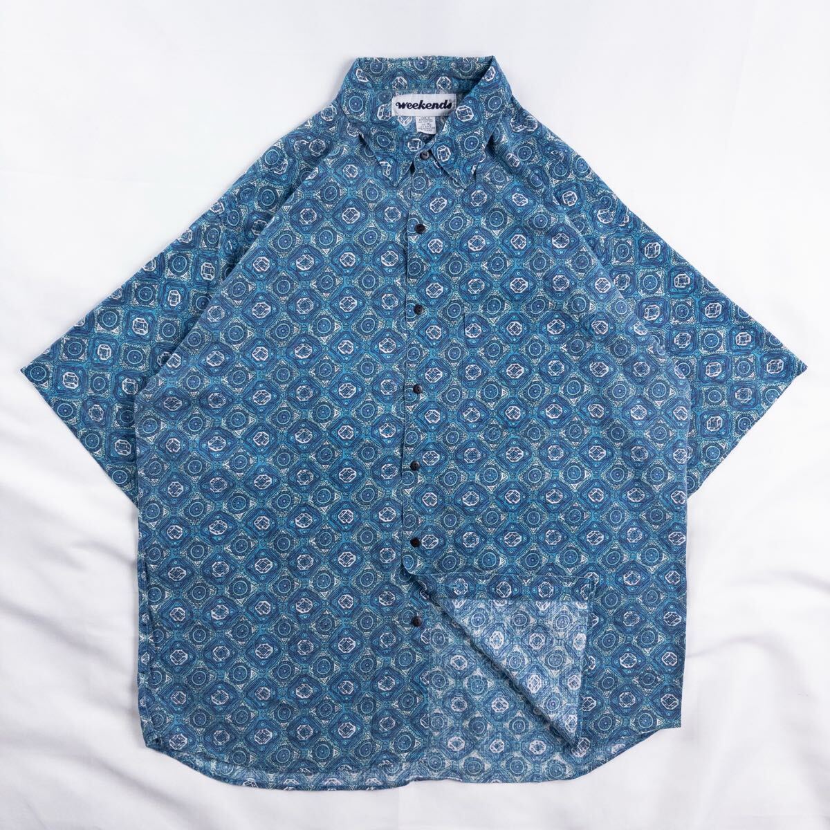 US Vintage 90s weekends コットン100% 好配色 幾何学模様 アート エスニック 民族 装飾 オーナメント 総柄 デザインシャツ拍卖