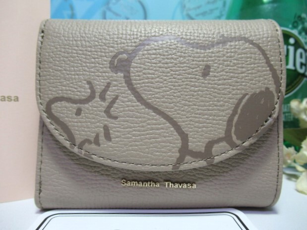 送料無料 14%引 サマンサタバサ 限定 スヌーピー ウッドストック 口金折財布 三つ折り財布 ミニ財布 グレージュ 新品 証明書 ギフト包装付拍卖