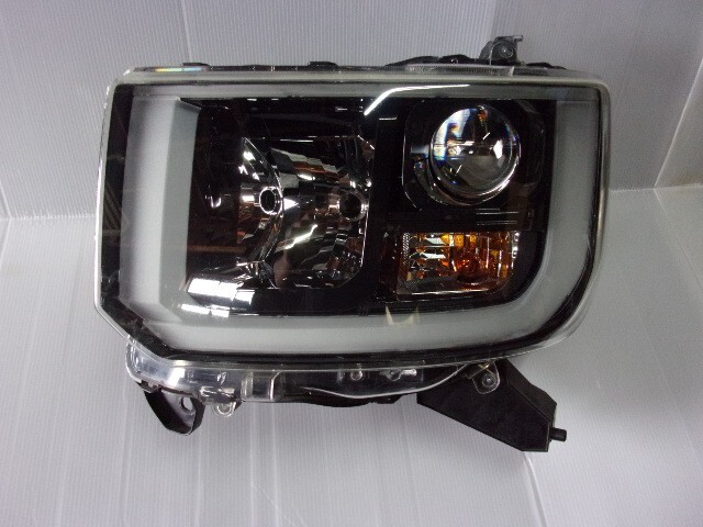 【2695】ウェイク LA700S 2WD KFVET ターボ車 左ヘッドランプ LEDプロジェクター 81170-B2560 スタンレー W2664 棚B0-4拍卖