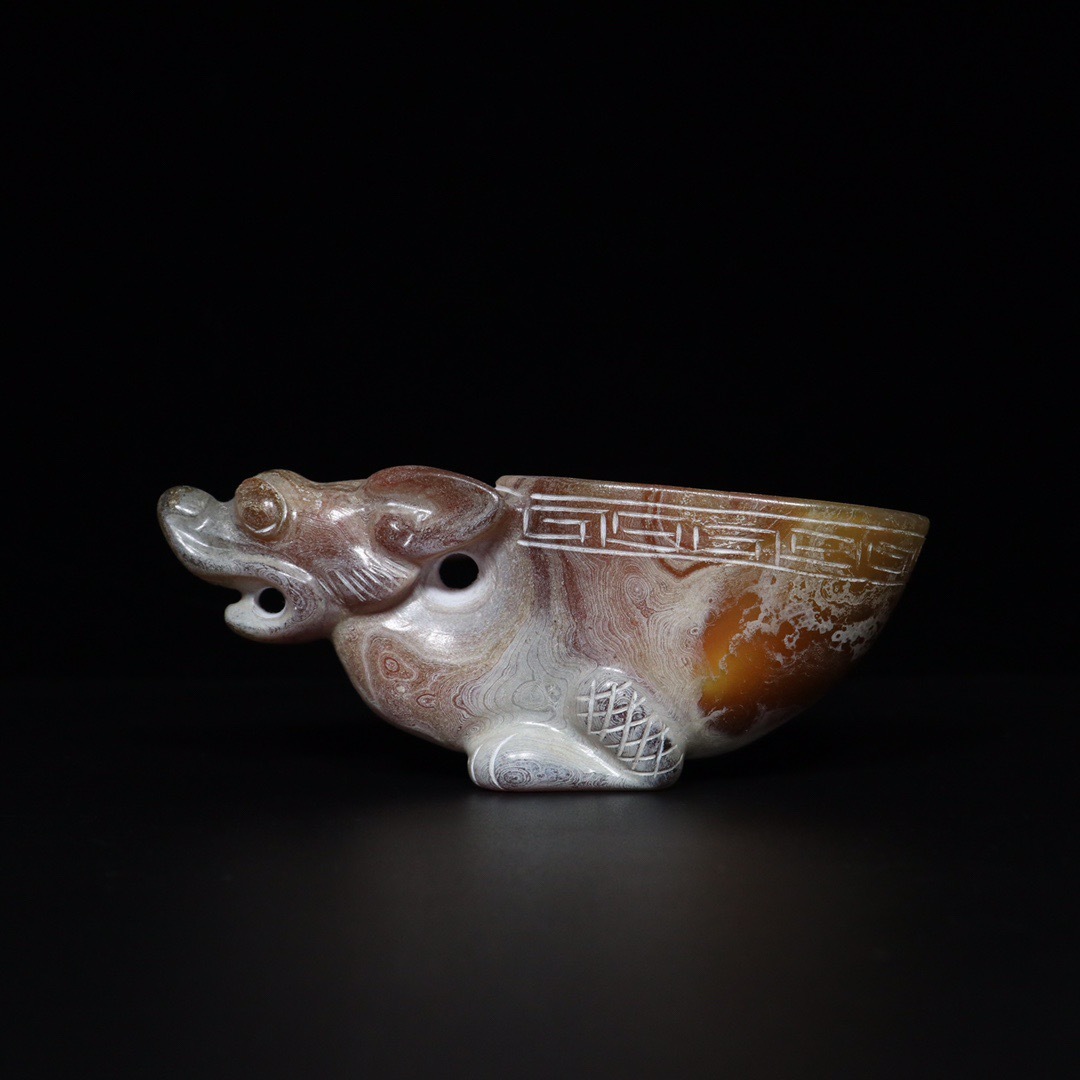 TM6#3550【3.1】人間国宝 中国骨董 和田玉 玉石 印章 彫刻品【旧蔵天然老瑪瑙【獣杯】置物です】 時代物 本物 珍品旧蔵 伝世家珍拍卖