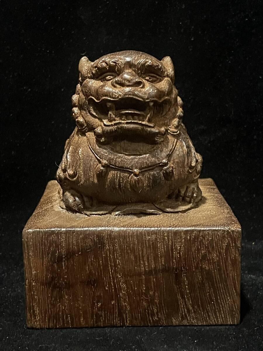 TM6#3555【3.1】中国骨董 人間国宝 古代木工芸品 彫刻品 【旧蔵老沈香獅子印章】 時代物 本物 珍品旧蔵 伝世家珍拍卖