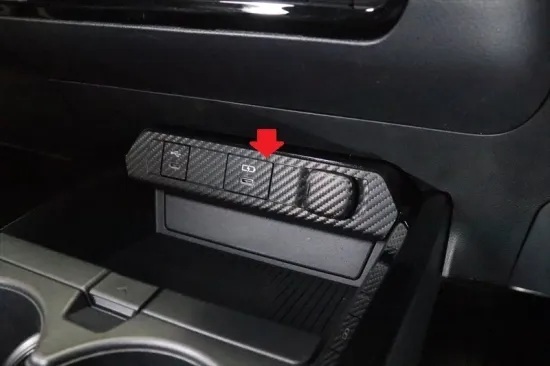 《プリウス60》【アウトレット価格】プリウス60系 パワーアウトレットパネルシート (カーボンシート)拍卖