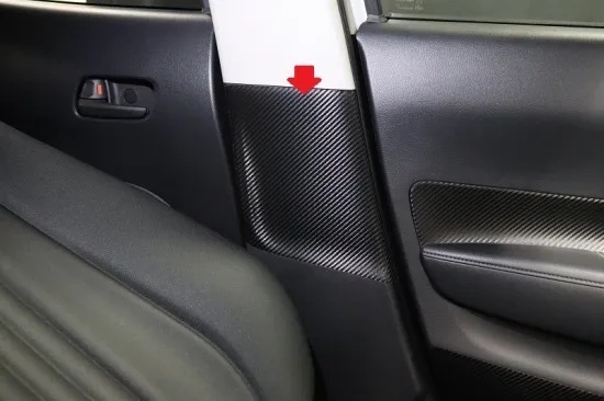 《トヨタAQUA PK10》【アウトレット価格】トヨタAQUA PK10系 シートベルトバックル傷防止シート (カーボンシート)拍卖