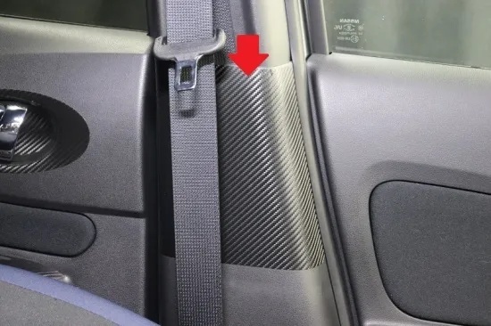 《ノート E12》【アウトレット価格】ノート E12 シートベルトバックル傷防止シート (カーボンシート)拍卖