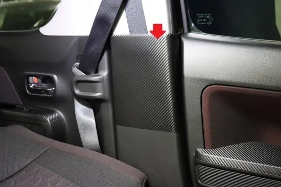 《ワゴンRスティングレー》【アウトレット価格】ワゴンRスティングレー シートベルトバックル傷防止シート (カーボンシート) 拍卖