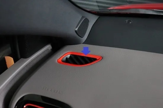 《ヤリス》【アウトレット価格】ヤリス ダッシュエアコンダクトベゼルシート (カーボンシート)②拍卖