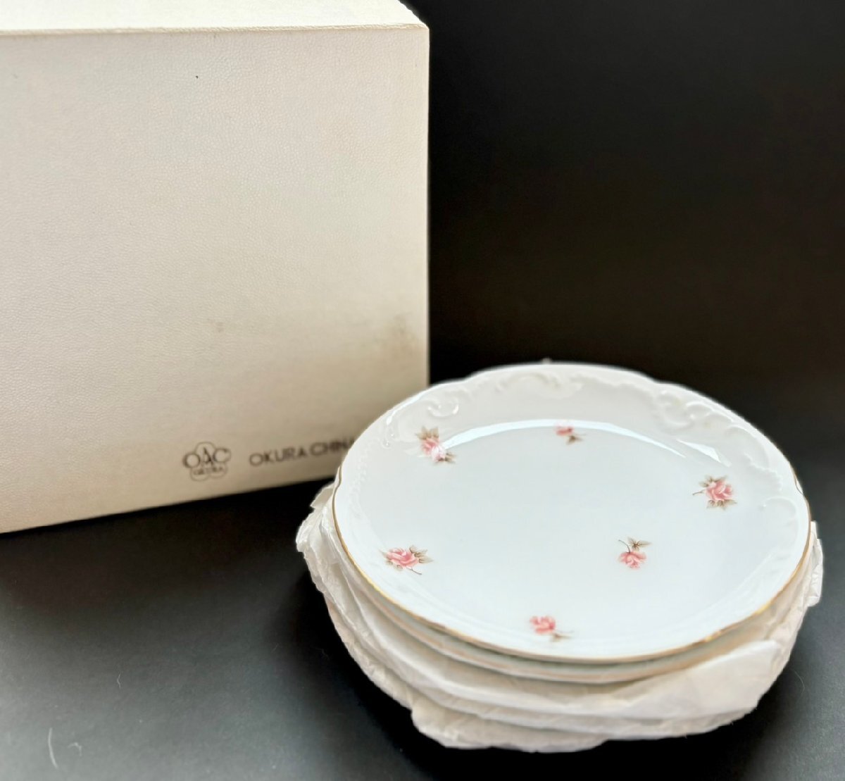 ■ 未使用 大倉陶器 小花シリーズ 銘々皿 5枚 ケーキ皿 ピンクローズ 薔薇 直径約14.8cm オークラ陶器 ★拍卖