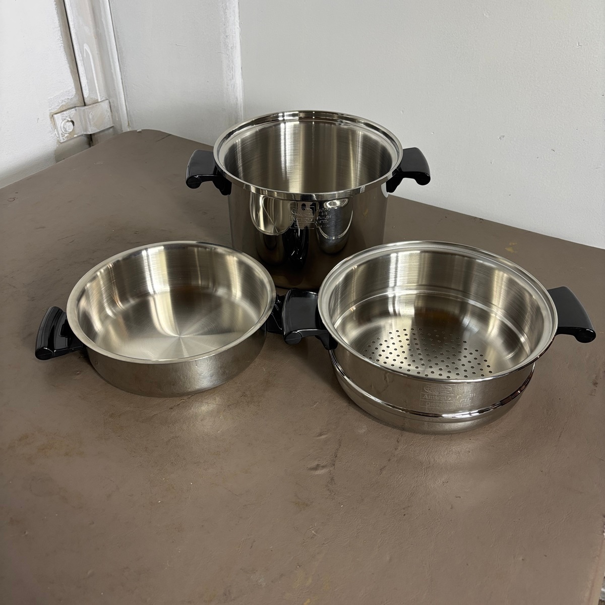 【福岡】Amway Queen アムウェイ クイーン クックウェア シチューパン 3点セット 両手鍋 無水鍋 4L 未使用開封品【KK1215-1】拍卖