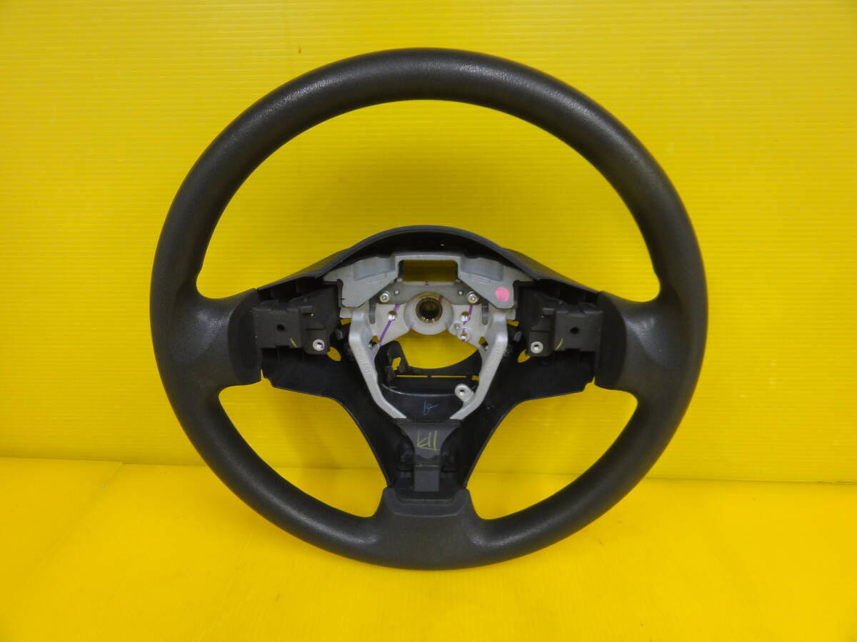 ☆平成20年車 トヨタ ヴィッツ KSP90 ステアリング ハンドル インフレーター取外し済 純正☆F27469拍卖