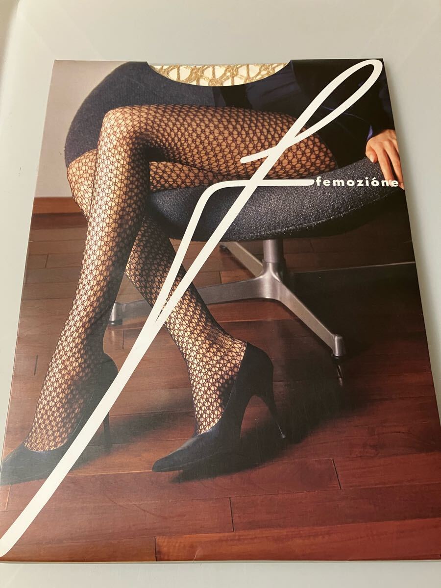 【送料無料】 fukuske 福助婦人 femozione ファヴォネット サワーベージュ panty stocking パンスト 網 ネット パンティストッキング 柄拍卖