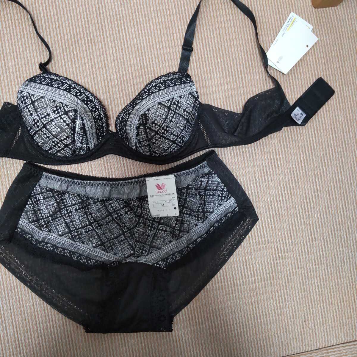 ワコール ナツブラ+ショーツセット NATSU BRA 黒系 B65+M 新品未使用拍卖