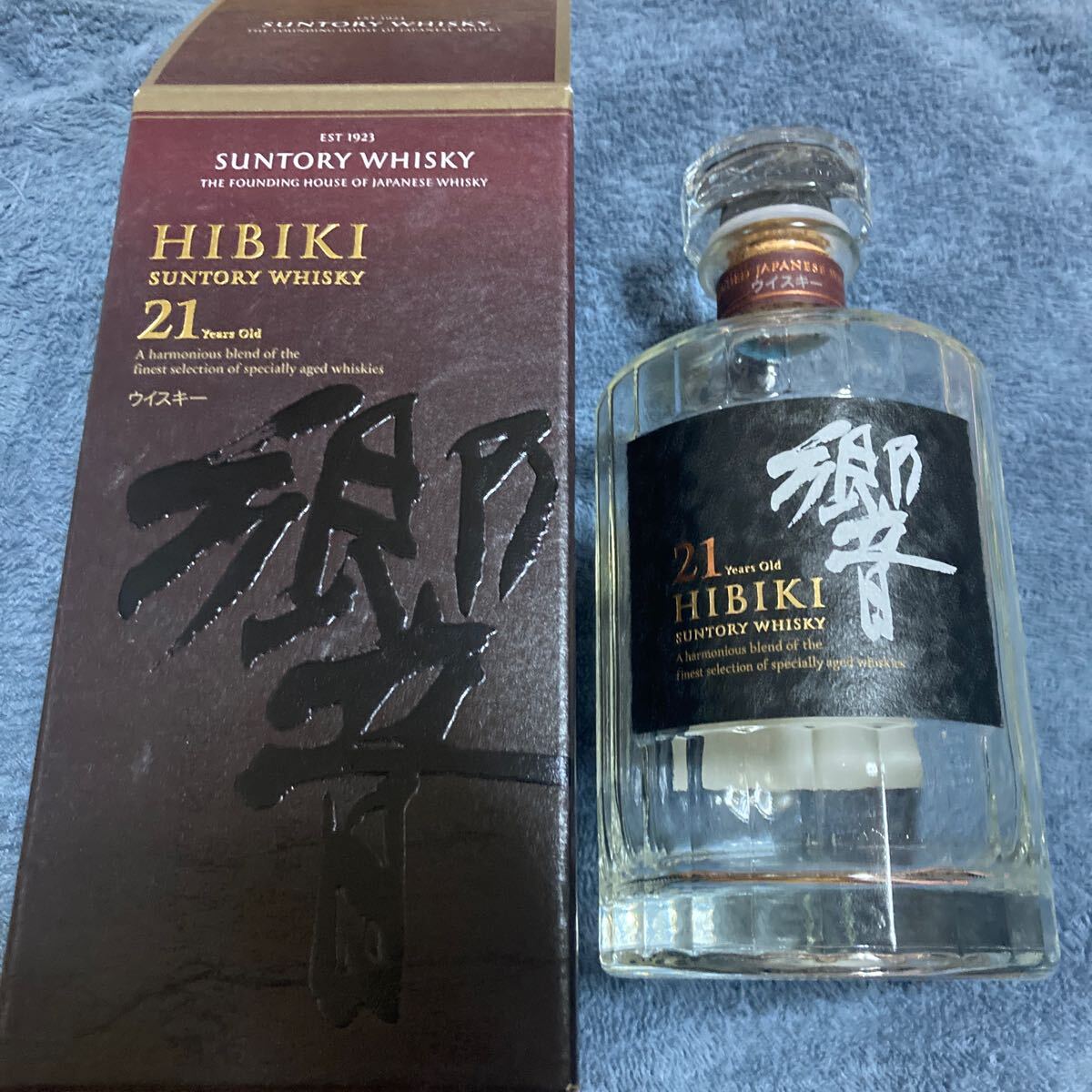 響 21年 空き瓶 化粧箱付き ② サントリー拍卖