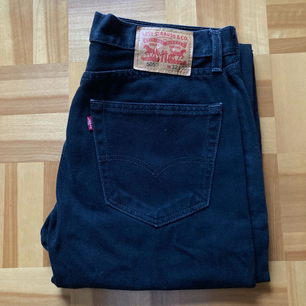 美品 LEVI 505 ブラックデニム W32 L30 オリジナルレングス拍卖