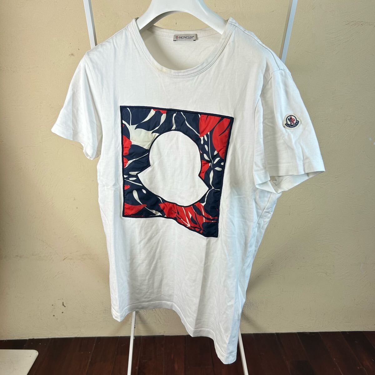 【最安値】MONCLER モンクレール半袖Tシャツ白XS拍卖