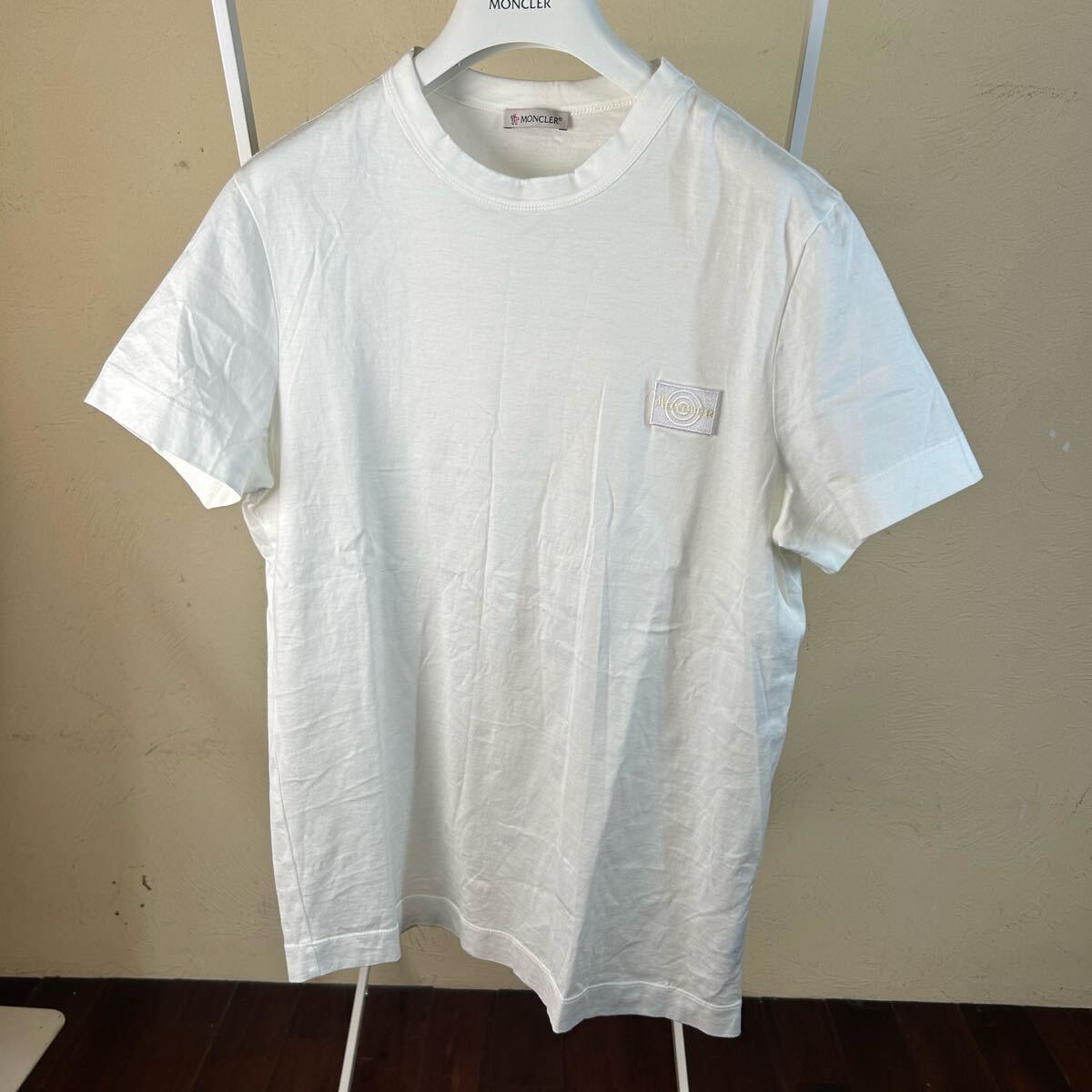 【最安値】【美品】MONCERモンクレールBOXロゴ 半袖Tシャツ白S拍卖