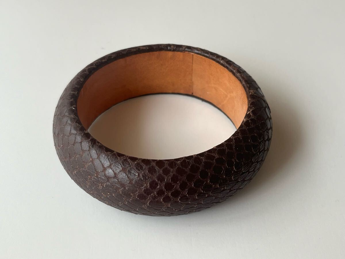 ヴィンテージ ** パイソンレザーの美しいバングル ** vintage bangle拍卖