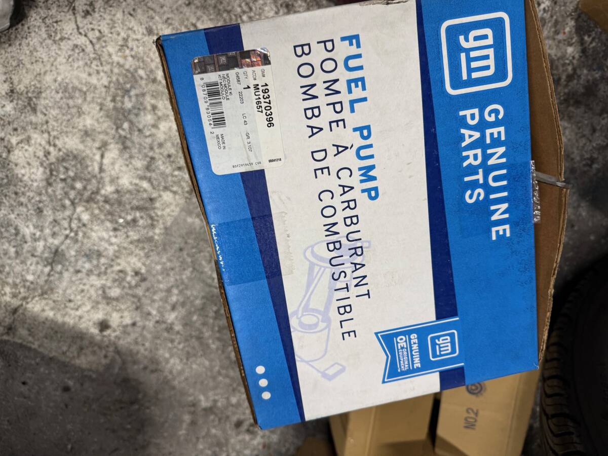 ACデルコ社製 フューエルポンプ エスカレード ユーコン サバーバン アバランチなどに拍卖