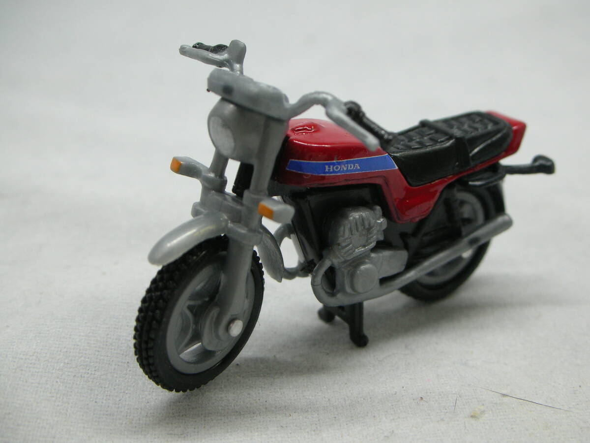 WONDAホンダ歴代バイクフィギュア CBX400NホークⅢ (1979年) レッド拍卖