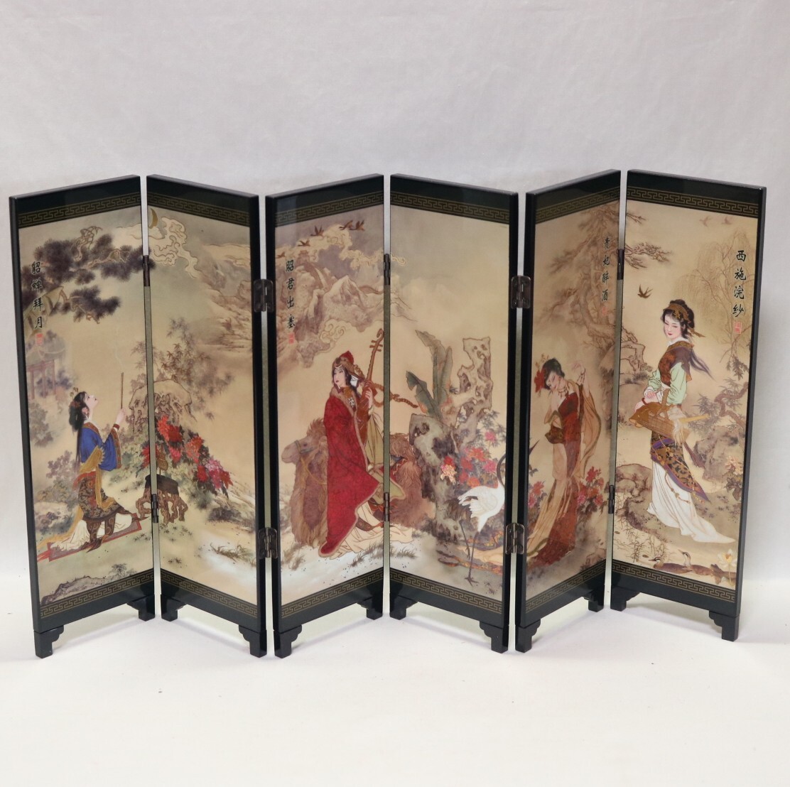 四大美女びょうぶ六曲 24㎝×46㎝     BK23拍卖
