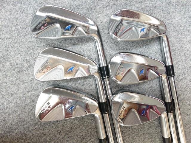 AKIRA アキラ PROTOTYPE KS-701 アイアン KS701 #5-PW 6本セット N.S.PRO MODUS3 モーダス3 TOUR 120 (X)拍卖