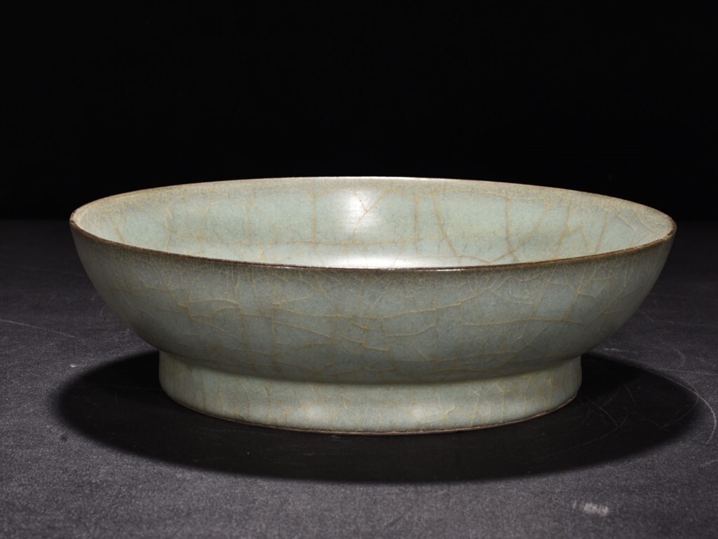 TB157■中国古玩 唐物 宋時代 官窯青磁羅漢碗洗 時代物 極上品■高さ6.1cm・直径21cm■拍卖