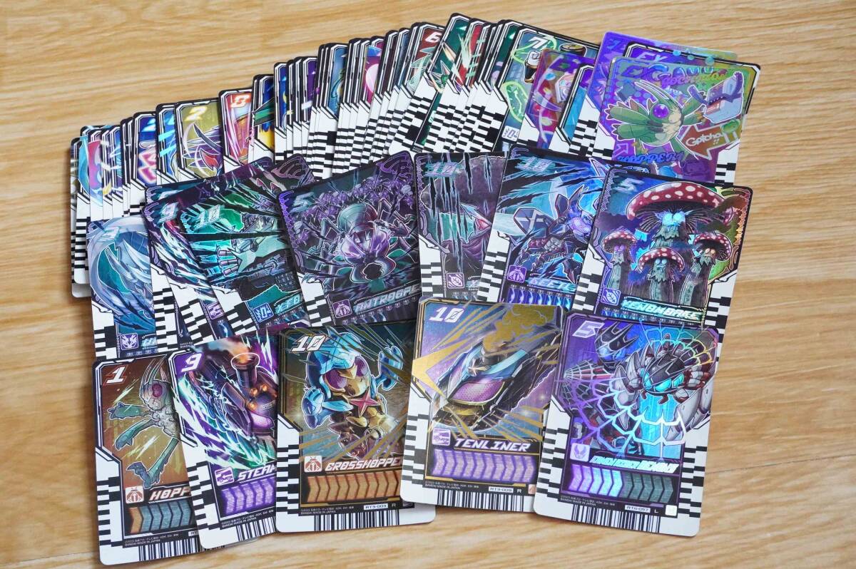 仮面ライダーデモンズ◇レジェンドライダーレア◇レプリケミーカード ほか◇ガッチャード ライドケミートレカ拍卖