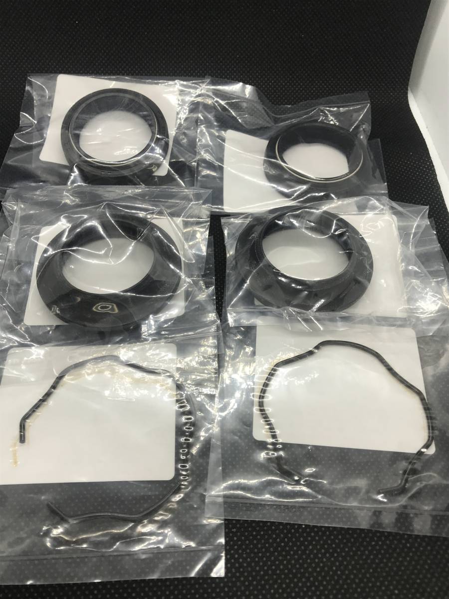 SDR200 2TV 日本製 nokフォークシール オイルシール+ダスト+ストッパー 各2個 オーバーホール レストア 51Y-23145-01/51Y-23144-00拍卖