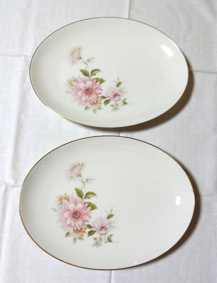 Nittoroyal Ivory RC Japanの花柄プラター(楕円皿)2枚、ノリタケ拍卖
