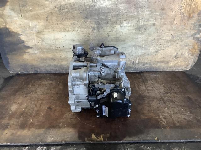 【TS】アウディ A3 DBA-8VCXS オートマチックミッション 0CW300044T00U 【個人宅配送不可】拍卖