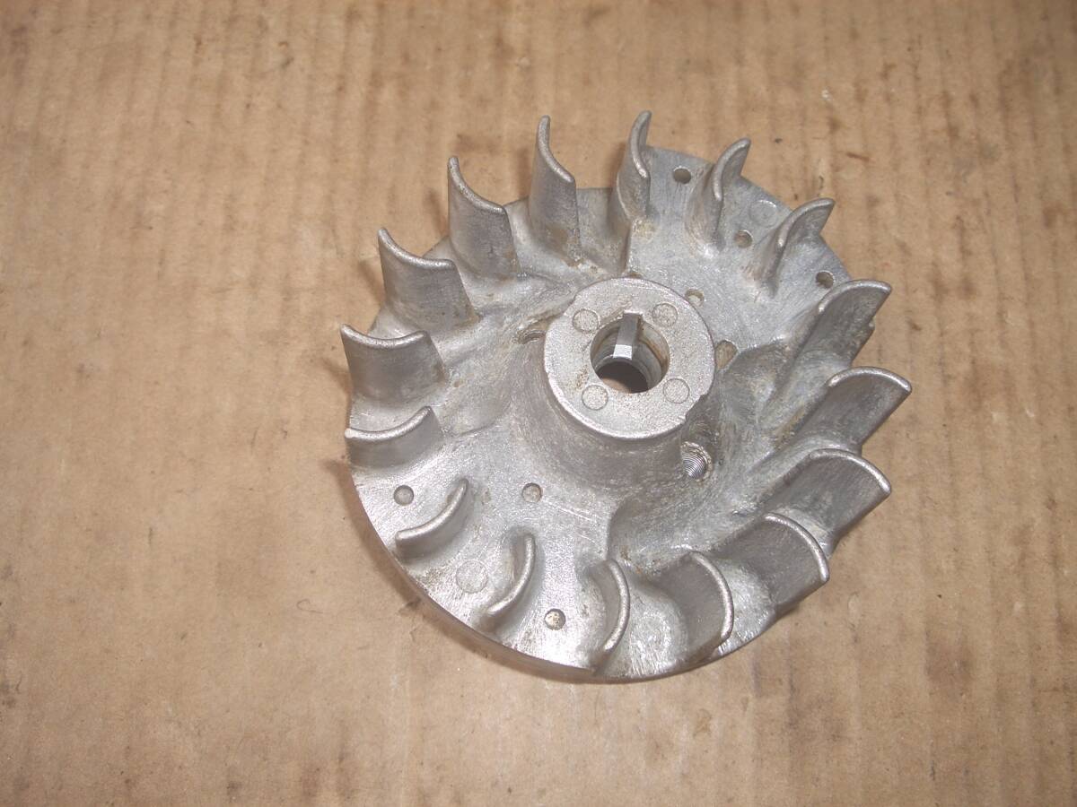 丸山 刈払い機 MB260 フライホイール拍卖