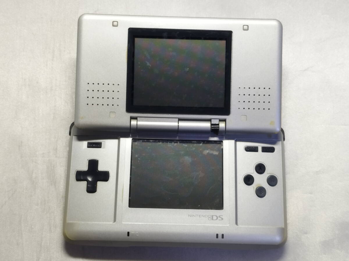 ジャンク品 ニンテンドーDSハード ニンテンドーDS本体 プラチナシルバー 破損有り/ボタン動作確認済み拍卖