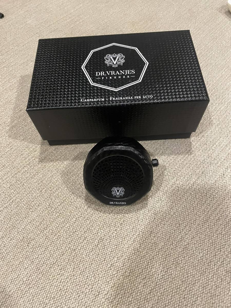 ドットール DR. VRANJES カーパルファム ディスペンサー カーボンファイバー拍卖