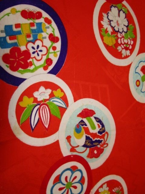 E-117★朱赤*菖蒲*牡丹*桐*梅*笹*綸子*古布はぎれ★文化人形/一閑張り/吊るし雛/市松人形アンティーク/ちりめん細工拍卖