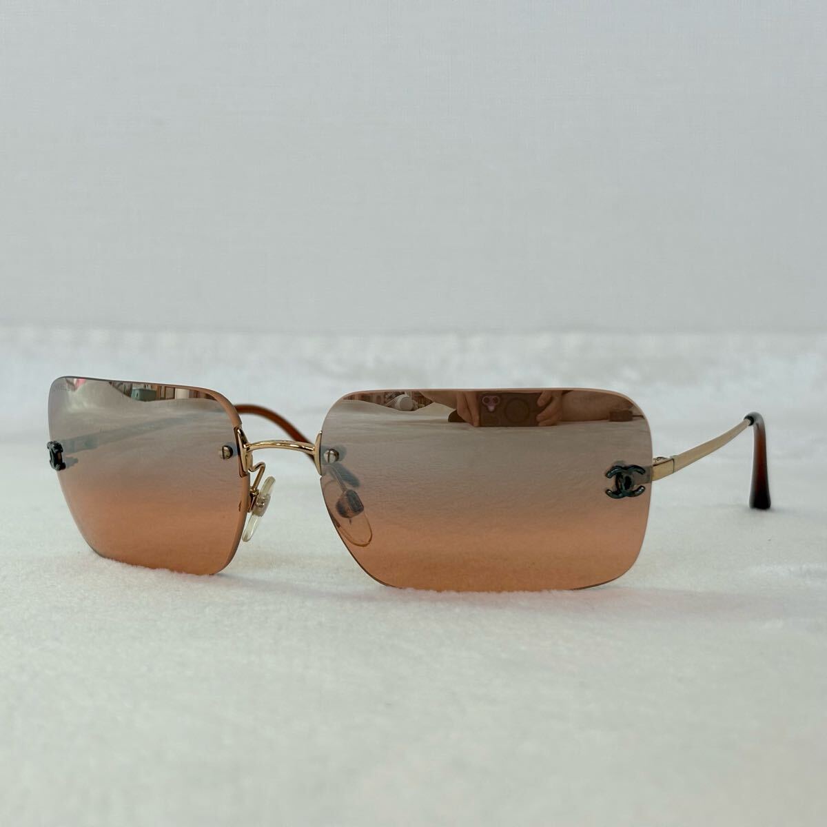 美品 CHANEL シャネル リムレス ココマーク サングラス拍卖
