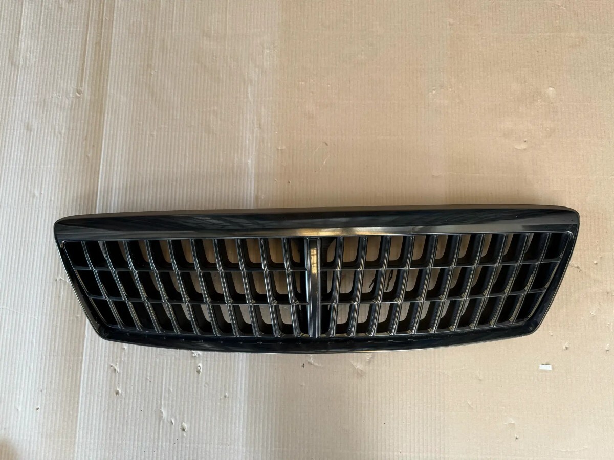 Nissan HC35 フロントグリル拍卖