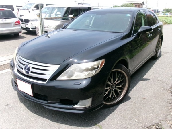 LSハイブリッド 600h バージョンS 4WD拍卖