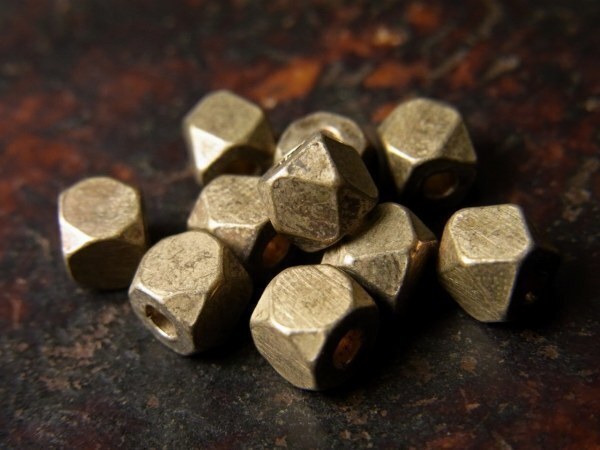 ◆14面体の古色無垢玉...シルバーメタルビーズ10玉◆蜻蛉玉拍卖