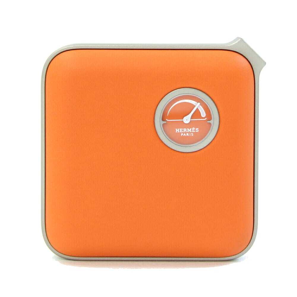 エルメス モバイルバッテリー ヴォルトH ミニ オレンジ カーフレザー中古 ワイヤレス充電器 スマホ充電拍卖