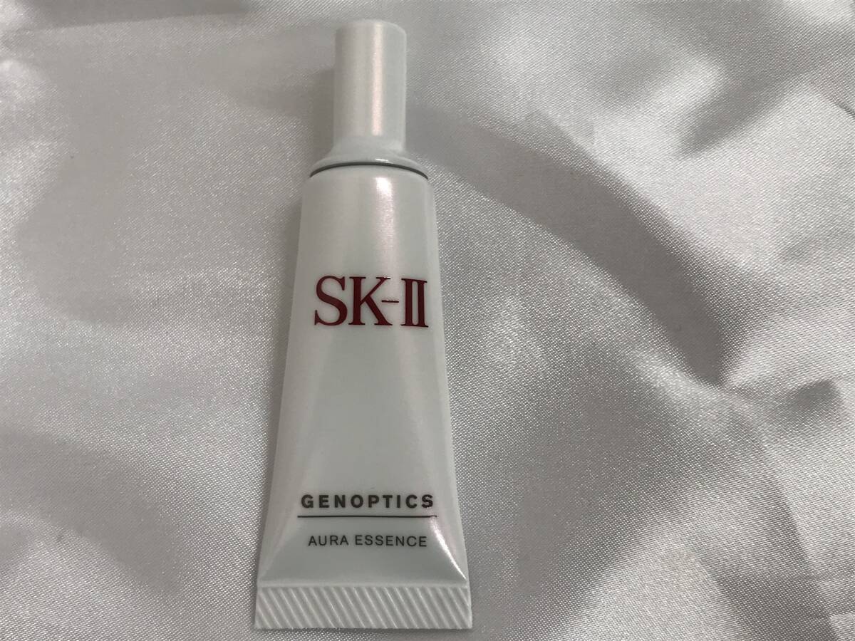 *~定形外発送無料~* SK2 SK-II ジェノプティクス オーラ エッセンス 10ml 美容クリーム 未使用/保管品 #169446-1 在3拍卖