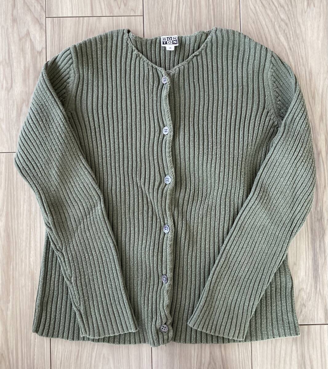 BONTON カーキ カーディガン 子供 定番拍卖