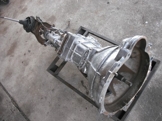 『B265』PA96,G200,いすゞ いすず 117クーペ,XE,5速ミッション,5MT マニュアルミッション,個人宅発送不可商品です。拍卖