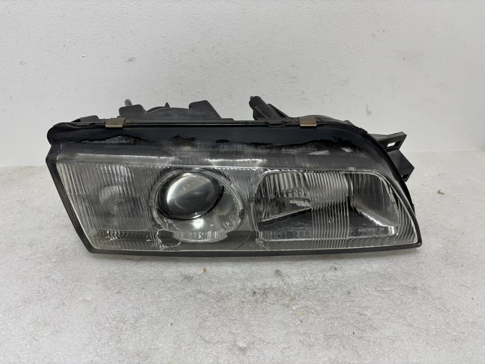 ☆ スカイライン R32 プロジェクター ヘッドライト 右 ☆5602拍卖