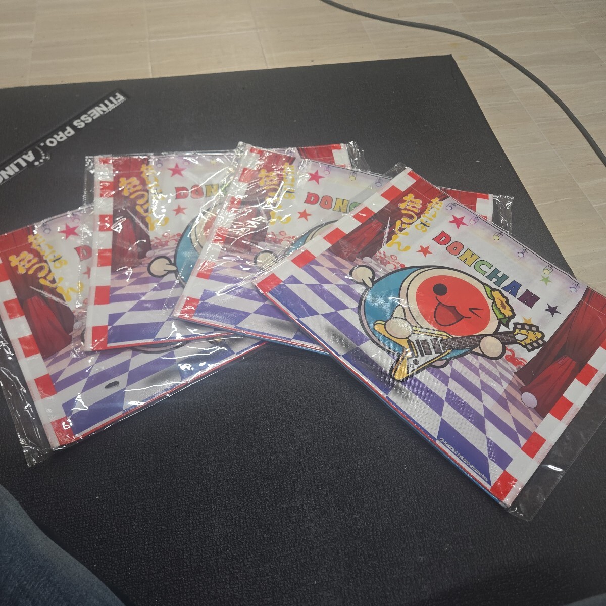 ★新品未使用送料無料★太鼓の達人 ドンチャン フナッシーコラボエコバッグ トートバッグ 縦35横40CM バンダイ 4枚セット拍卖