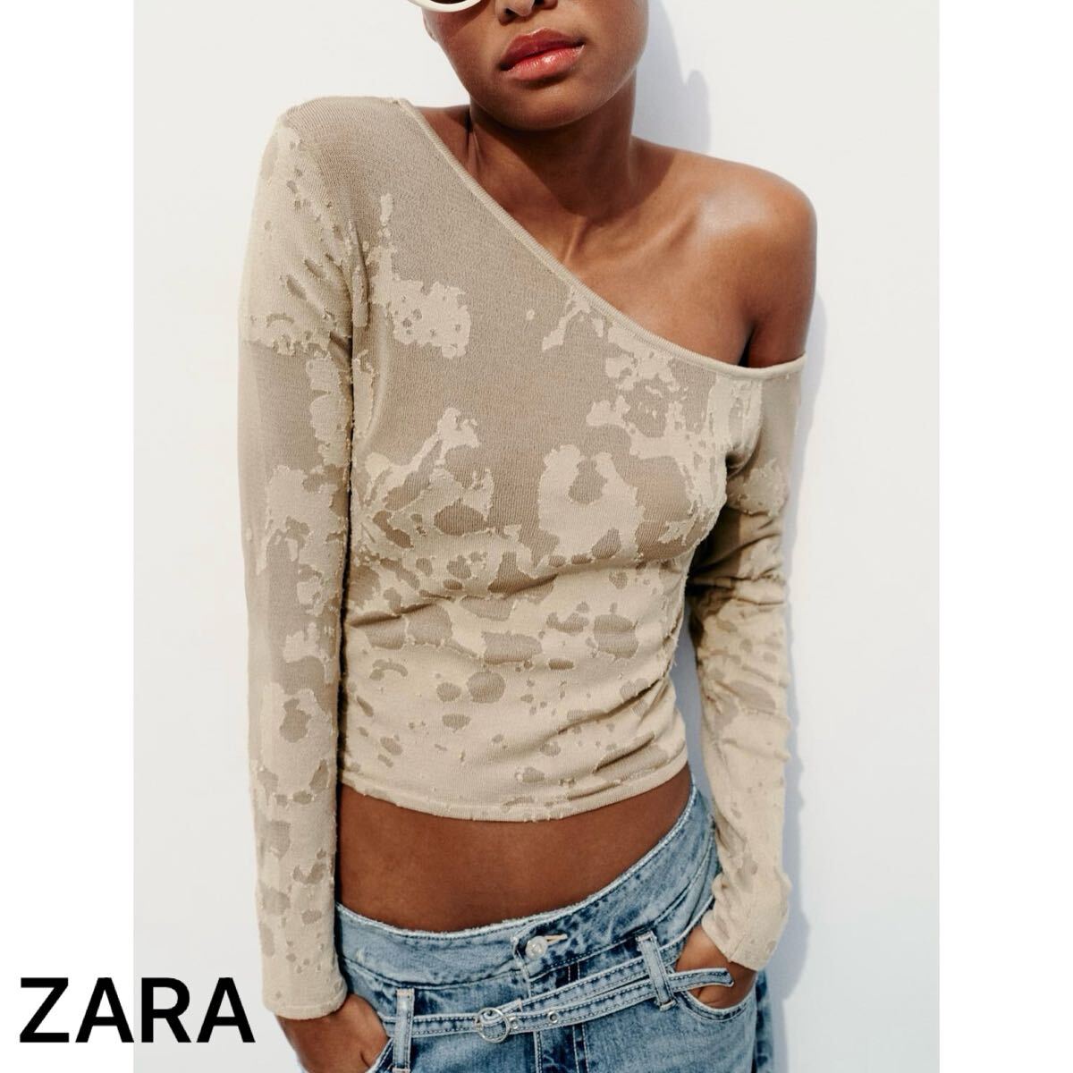 ZARA ニットジャカードアシンメトリー トップス オフショルダー 長袖 ベージュ ザラ レディースSサイズ 未使用 柄 タイト トップス拍卖