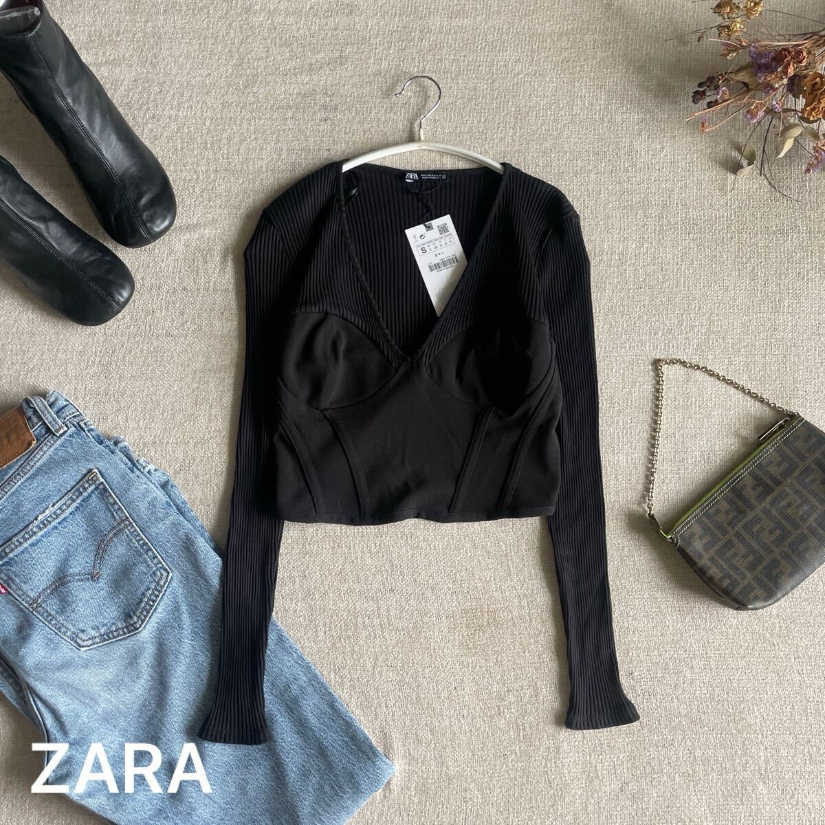 ZARA コルセットリブニットトップス カットソー 長袖 ショート丈 ザラ レディースSサイズ 未使用 ブラック 黒 タイトフィット拍卖