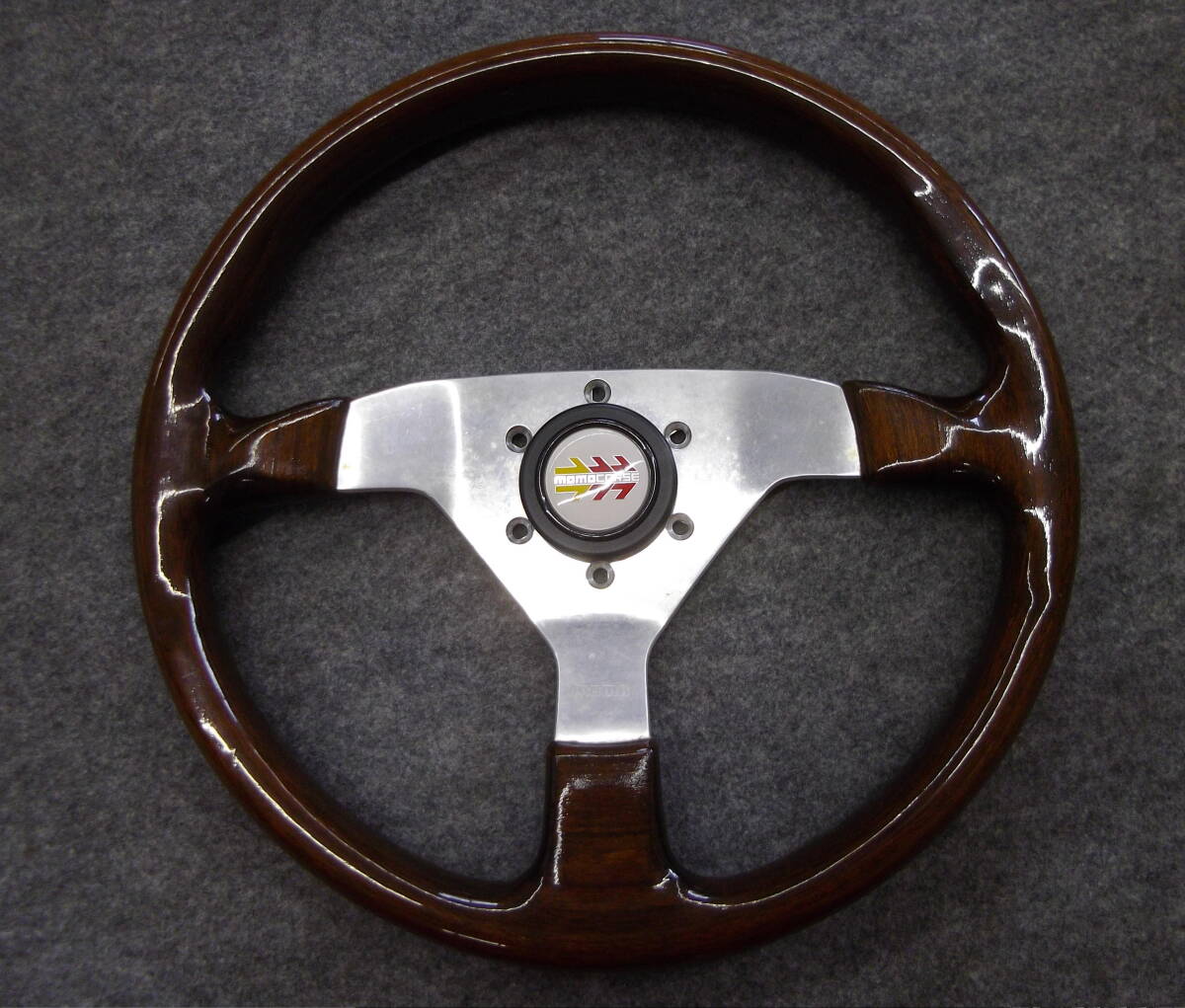 ☆●2507-11L MOMO モモ 86年製 ヴェローチェ ヴェローチェ3 35φ ウッドステアリング ハンドル ホーンボタン付 良品!拍卖