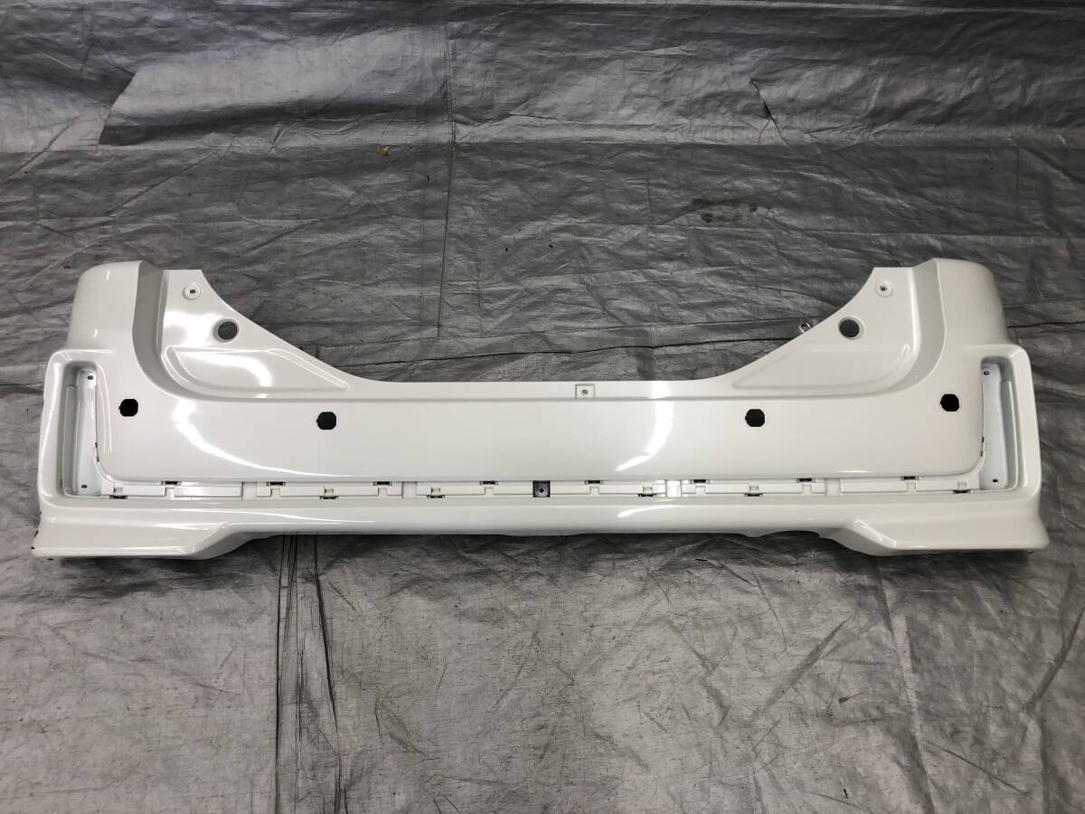 ☆□2506-NN33LL スタート即決!MK53S スペーシアカスタム 純正 リアバンパー 71811-79R5 ZVR ピュアホワイトパール拍卖