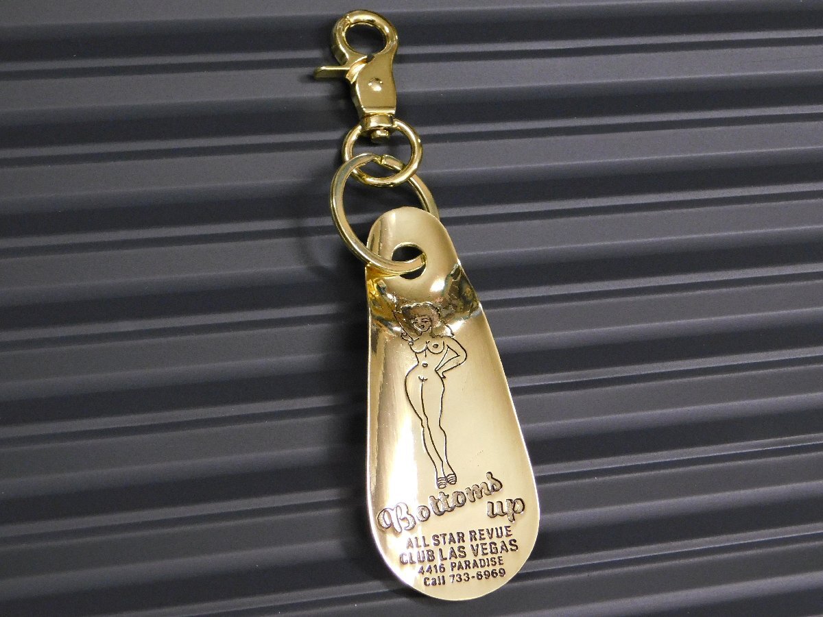 【シューホーンキーホルダー】※《ピンナップガール / ゴールド》 靴べら キーリング アメリカン拍卖